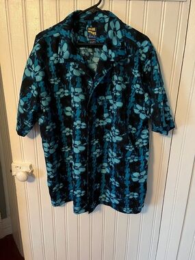 Men’s dark blue & Teal Floral Short-Sleeve Shirt